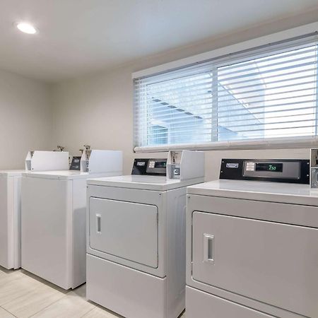 Studio 6 Suites Perris, Ca Bagian luar foto