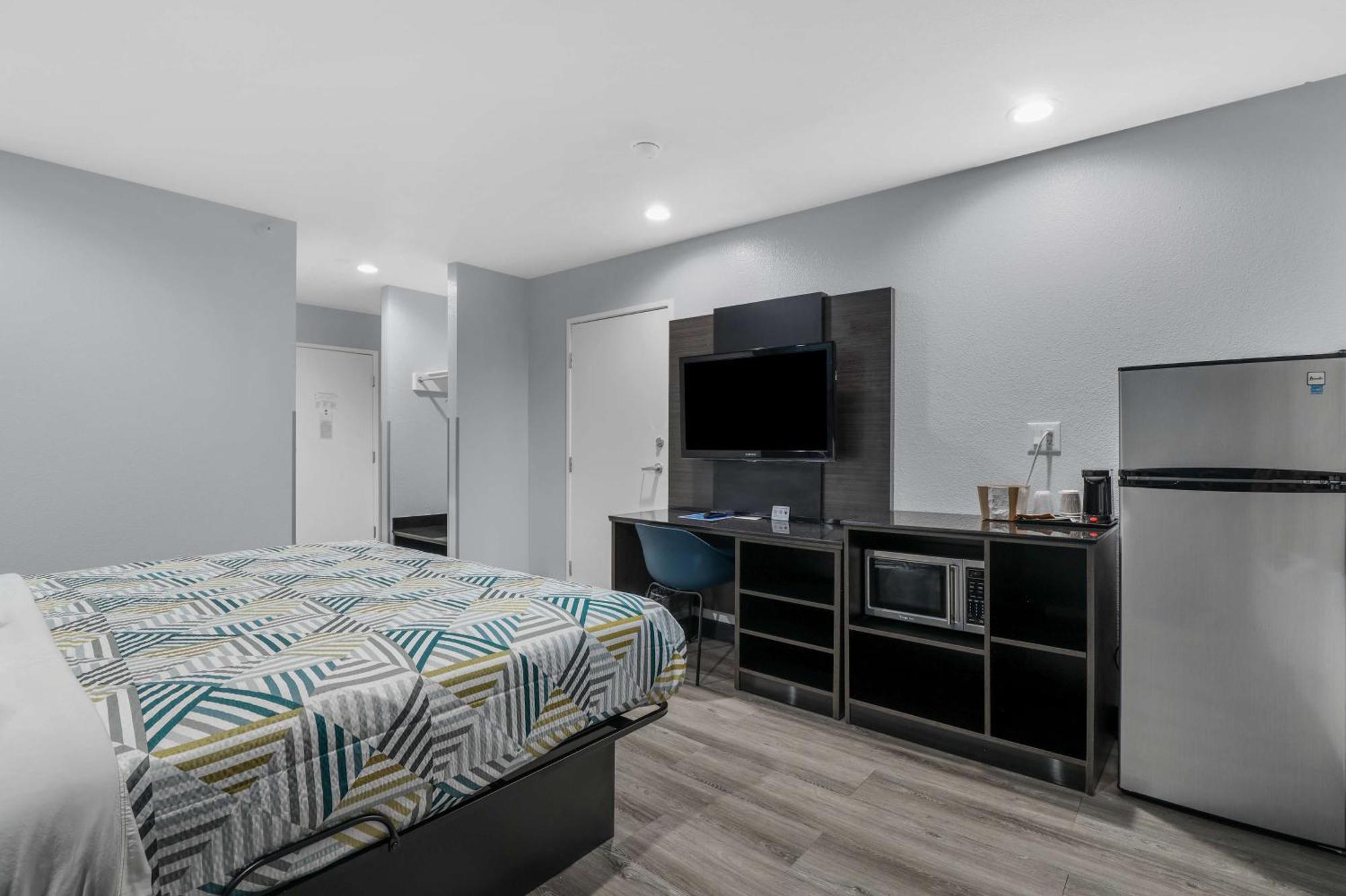 Studio 6 Suites Perris, Ca Bagian luar foto