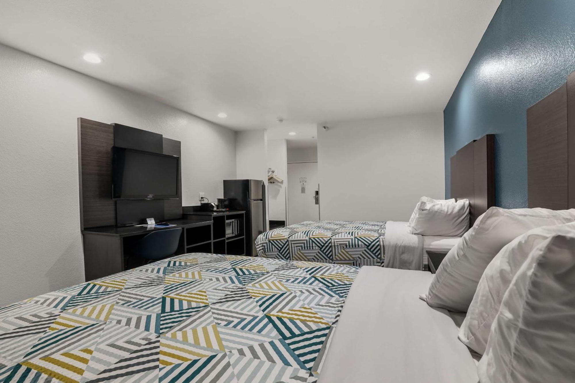 Studio 6 Suites Perris, Ca Bagian luar foto