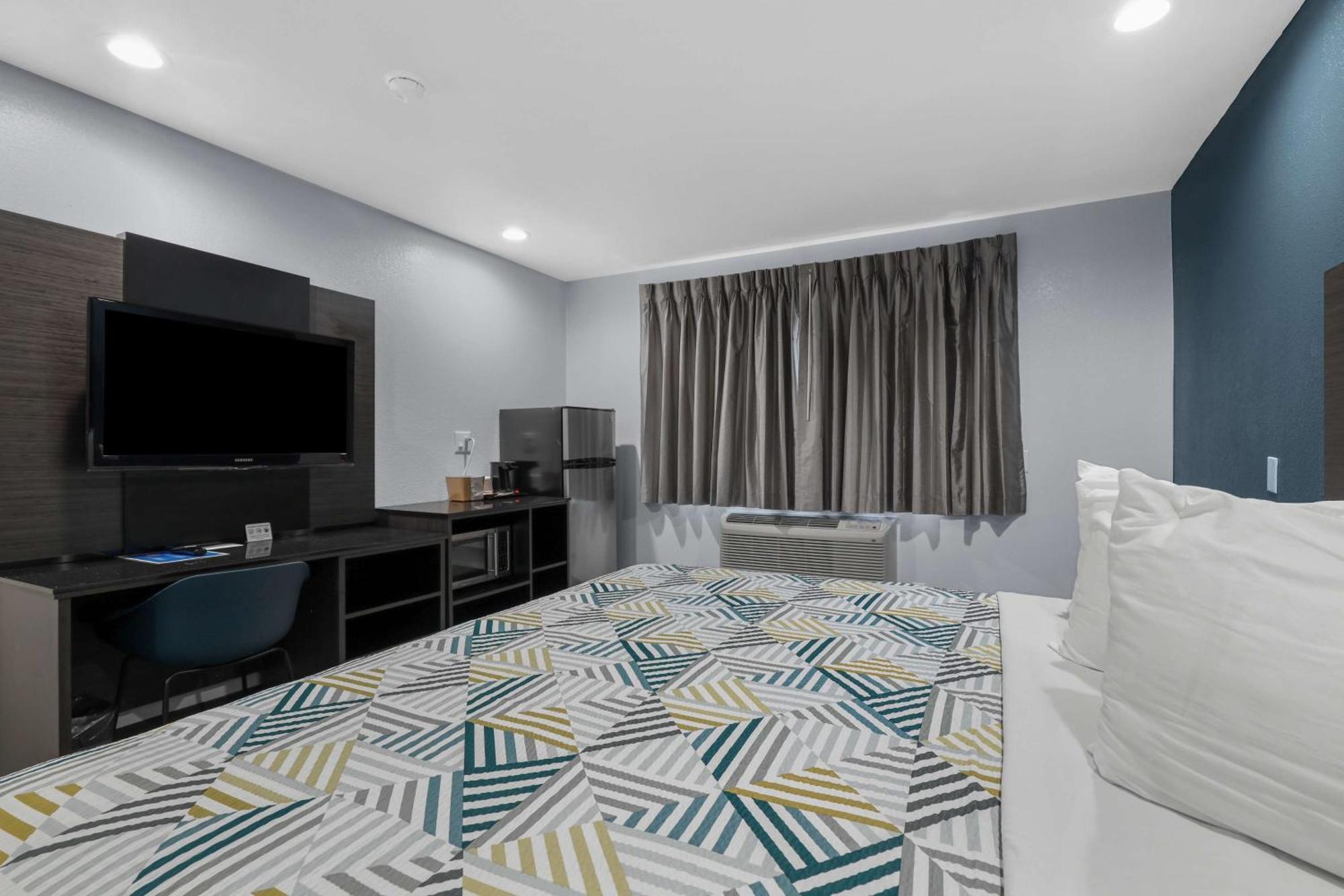 Studio 6 Suites Perris, Ca Bagian luar foto