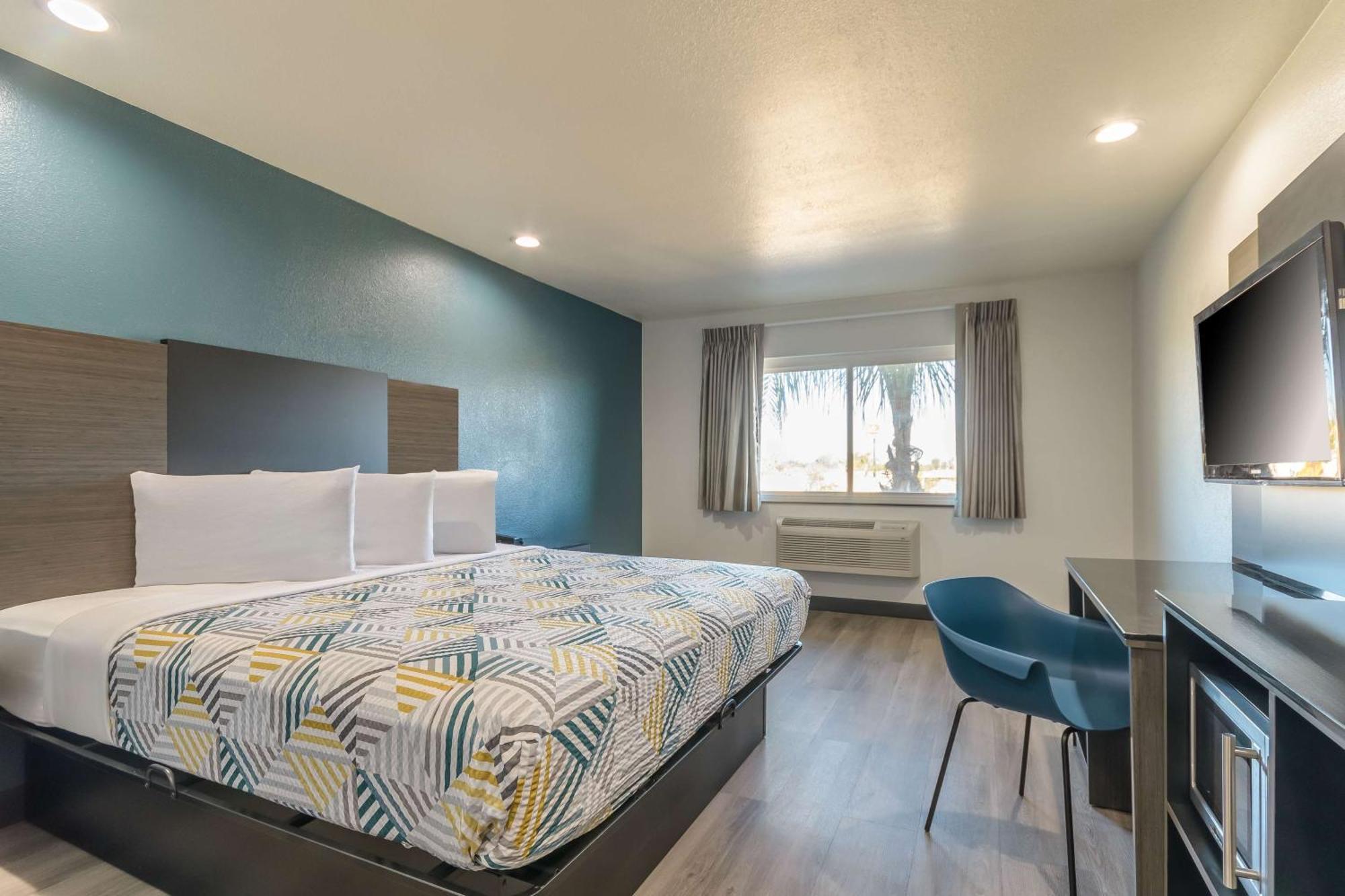 Studio 6 Suites Perris, Ca Bagian luar foto